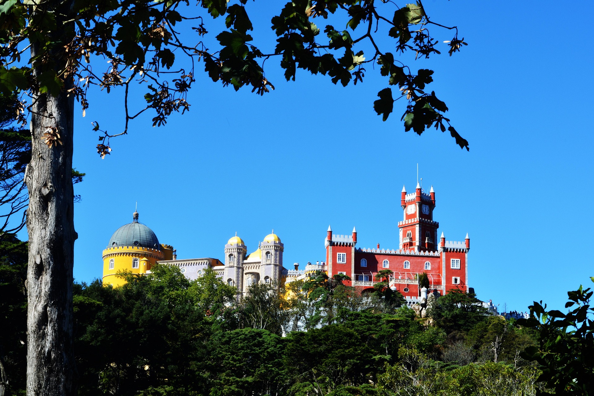 Lisbon, Cascais & Sintra Luxury Tour